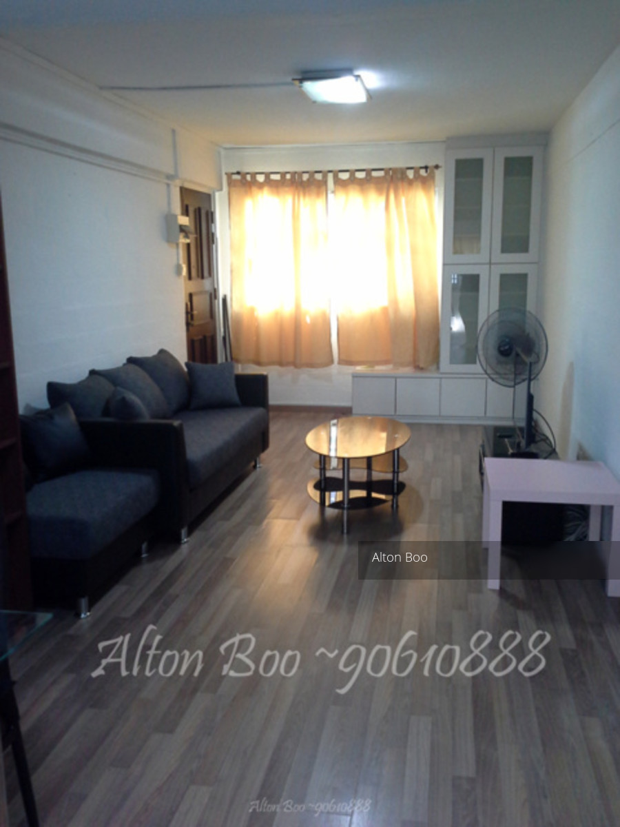 Holland Avenue thumbnail photo